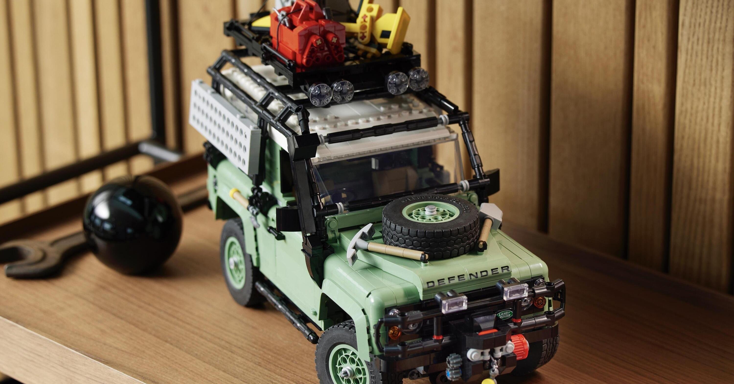 Land Rover Defender: ecco il set Lego per i 75 anni