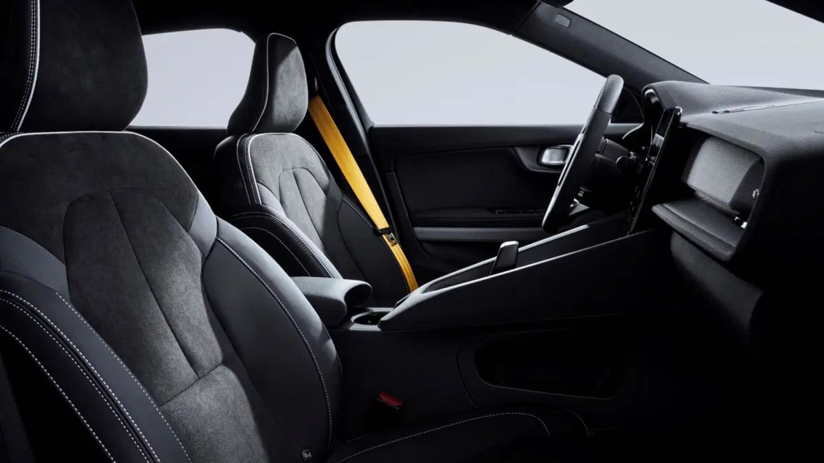 Polestar BST Edition 230, ora è ancora più sportiva (32)