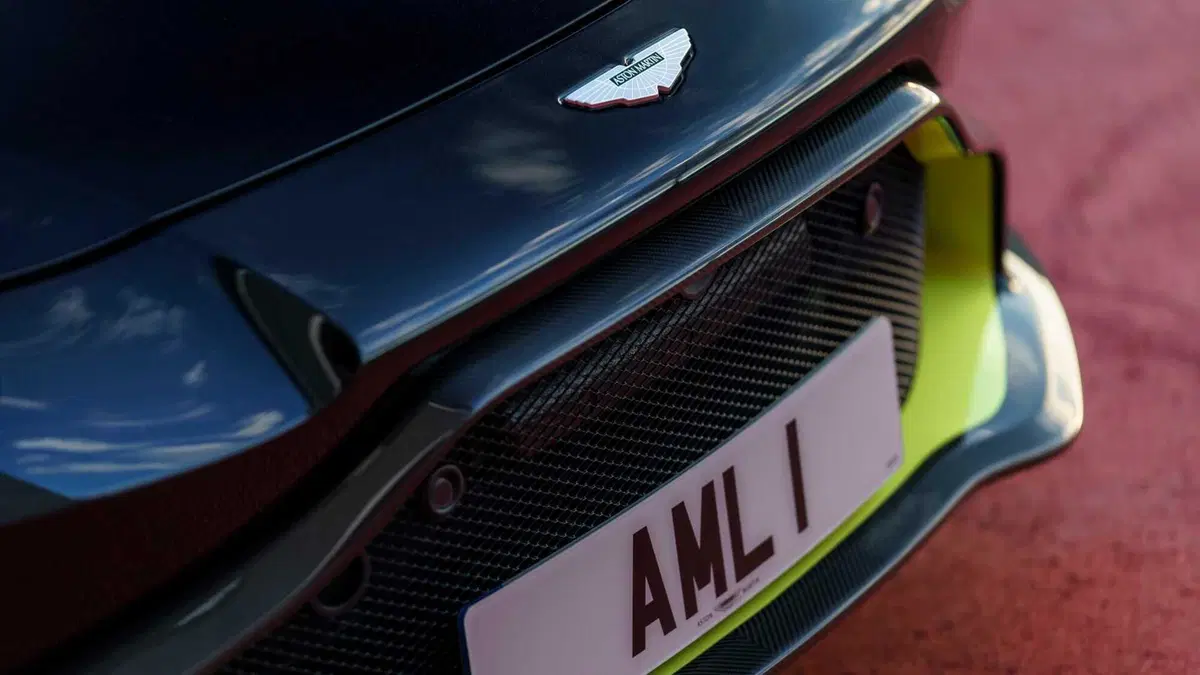 Aston Martin Vantage Vantage Coupé Manual (13)