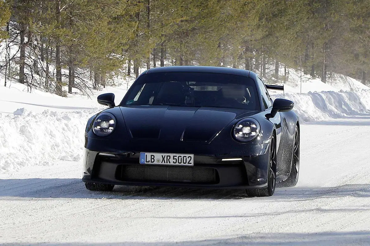 Porsche 911 GT3 e GT3 Touring, ecco il nuovo Facelift [Foto Spia]