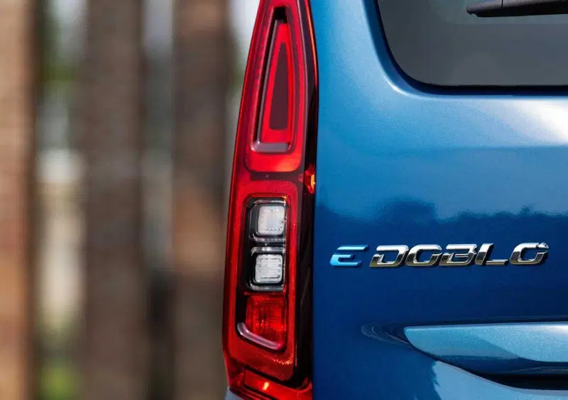 Fiat e-Doblò (2022-24) (16)