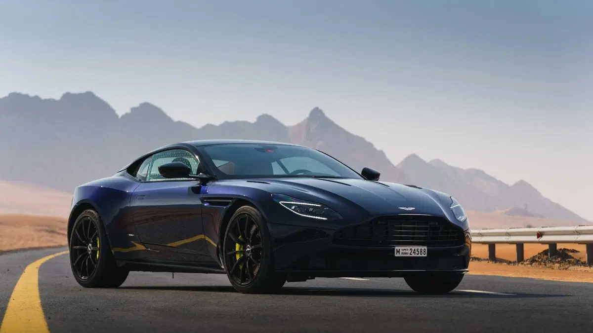 Aston Martin DB11 DB11 V12 AMR Coupé (2)