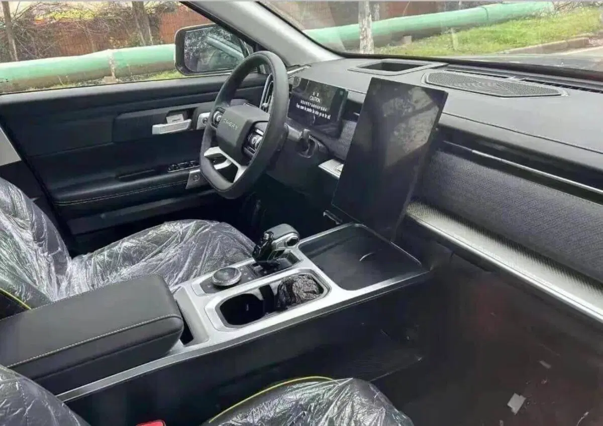 Chery TJ-1: Suv a 13.500€ e 1.200 km di autonomia (2)