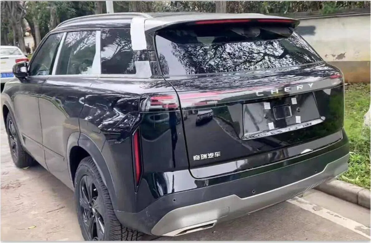 Chery TJ-1: Suv a 13.500€ e 1.200 km di autonomia (5)