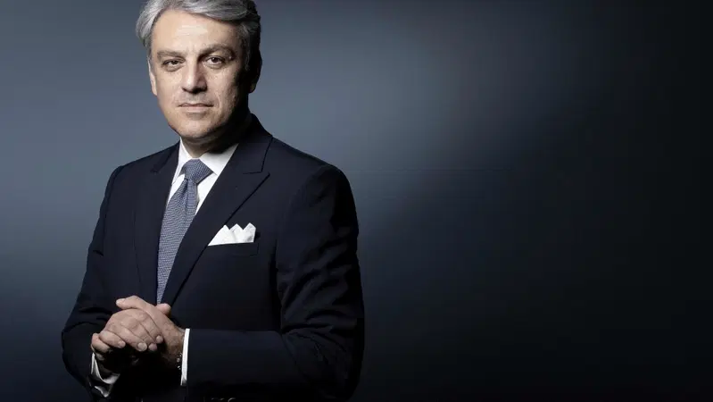 De Meo: "L'endotermico &egrave; morto. Il futuro &egrave; elettrico" 