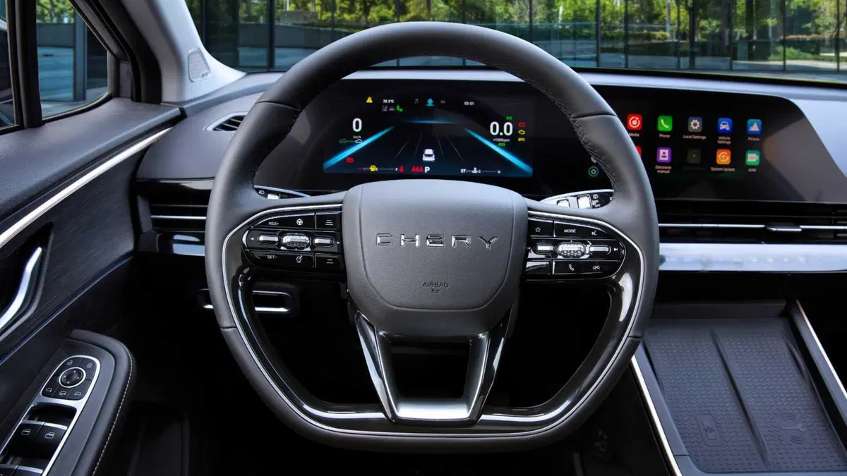 Chery Omoda 5 in vendita in Italia entro l'anno: suv termica ed elettrica (3)