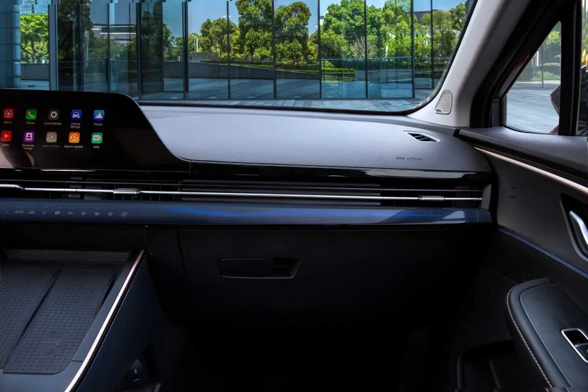 Chery Omoda 5 in vendita in Italia entro l'anno: suv termica ed elettrica (4)