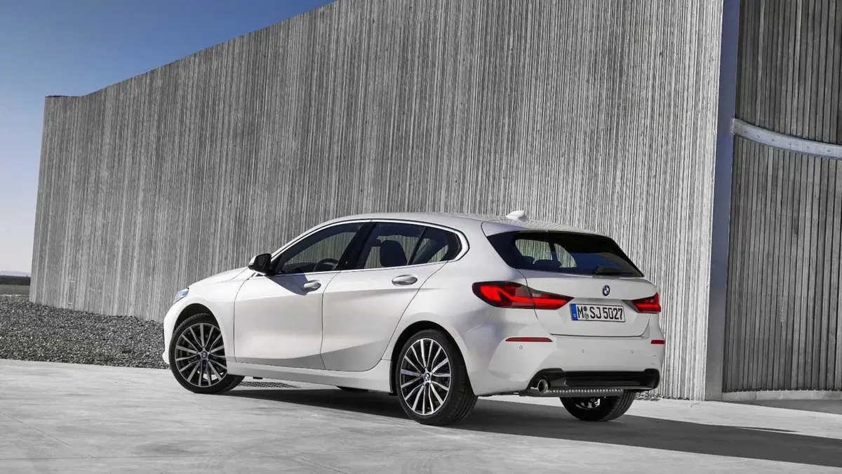 BMW Serie 1 116d 5p. Luxury (3)