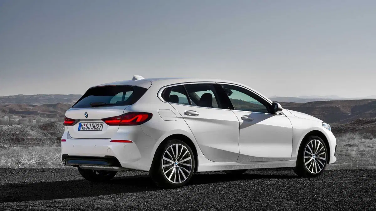 BMW Serie 1 116d 5p. Luxury (6)
