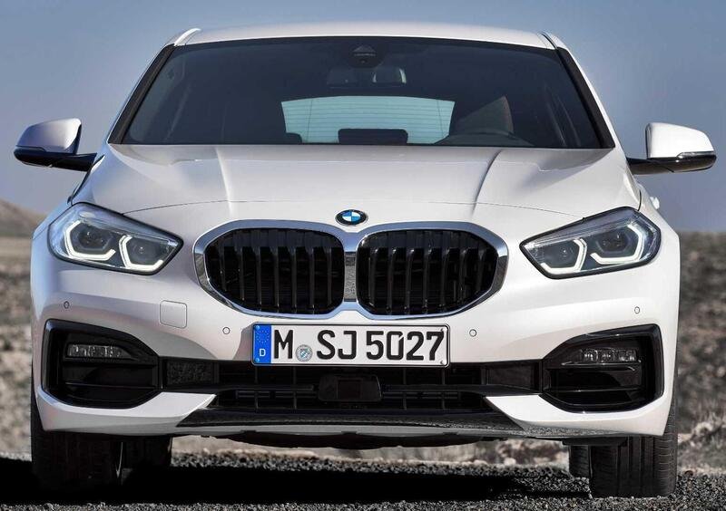 BMW Serie 1 (2019->>) (8)