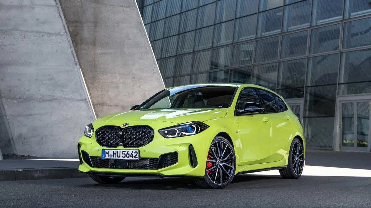 BMW Serie 1 M 135i xDrive (2)