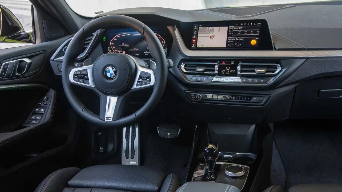 BMW Serie 1 M 135i xDrive (10)