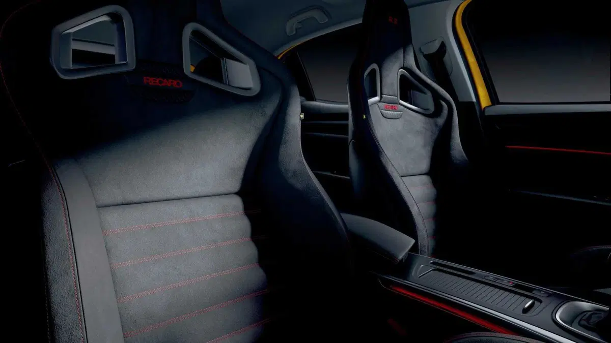 Renault Mégane TCe 300 CV EDC R.S. Ultime (9)