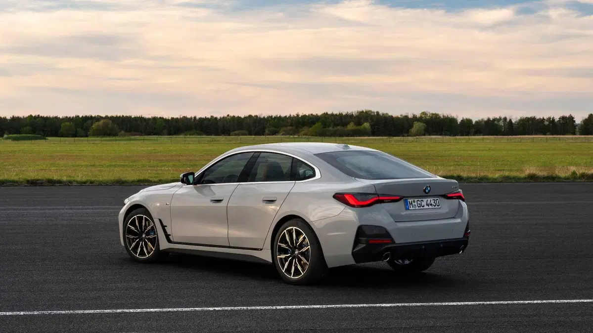 BMW Serie 4 Gran Coupé 420i Coupe MSport auto (24)