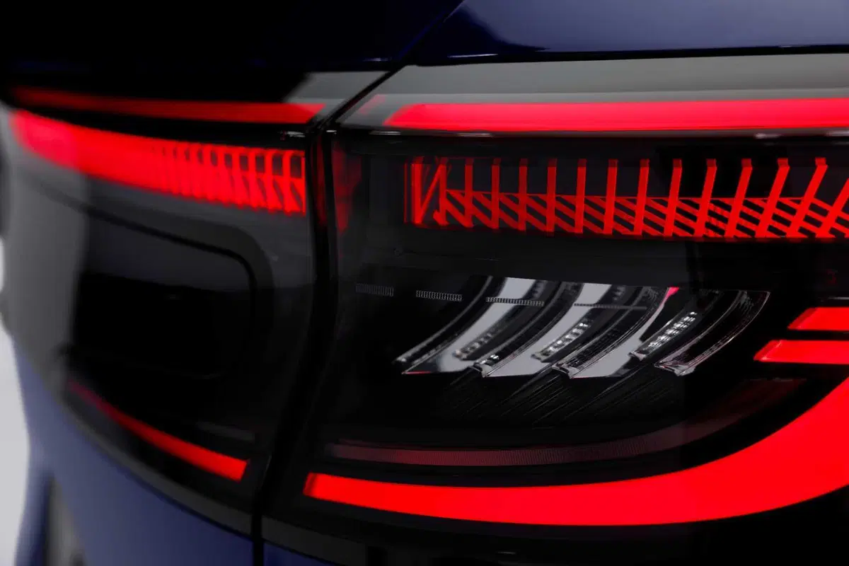 Nuova Renault Espace 2023: finisce l'epopea delle monovolume (14)