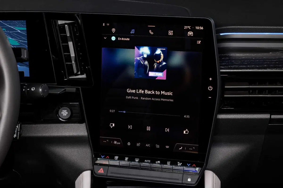 Nuova Renault Espace 2023: finisce l'epopea delle monovolume (29)
