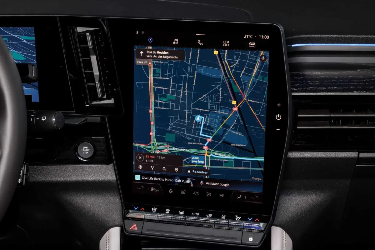 Nuova Renault Espace 2023: finisce l'epopea delle monovolume (30)