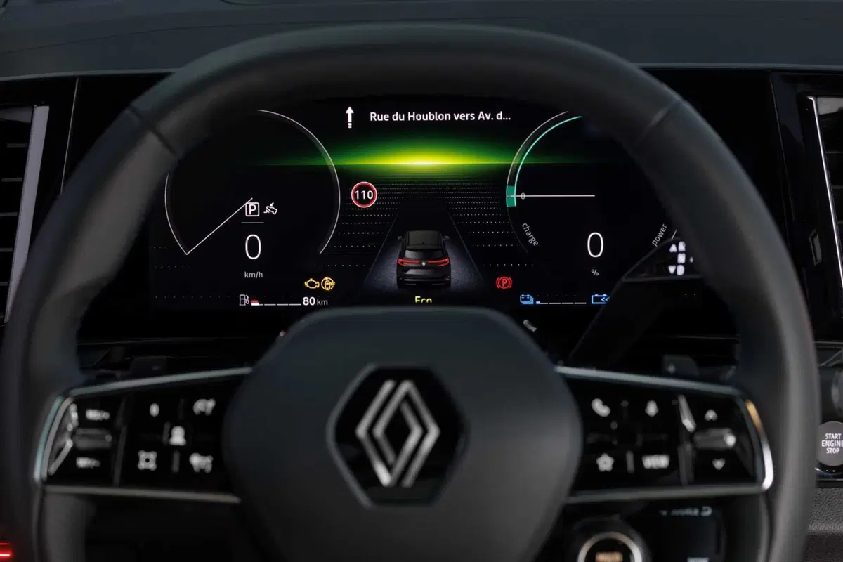 Nuova Renault Espace 2023: finisce l'epopea delle monovolume (34)