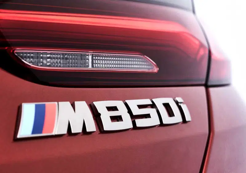 BMW Serie 8 Coupé (2018-25) (15)