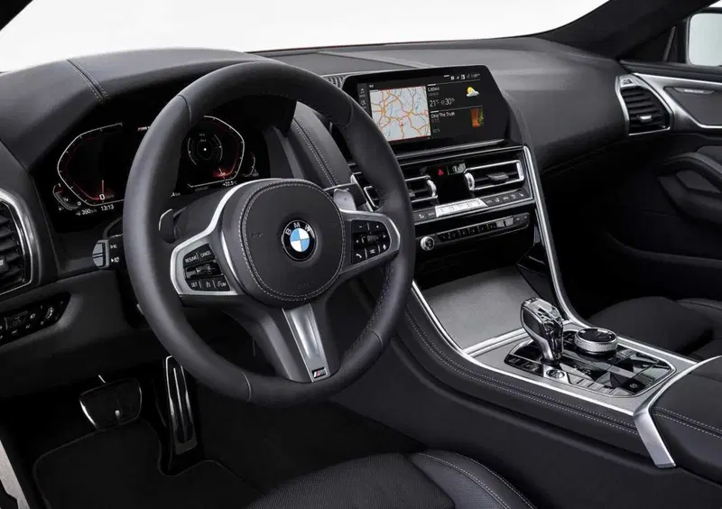 BMW Serie 8 Coupé (2018-25) (12)