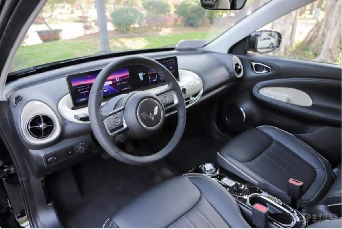 Wuling Bingo: elettrica cittadina da 9.300 euro e 300 km (2)