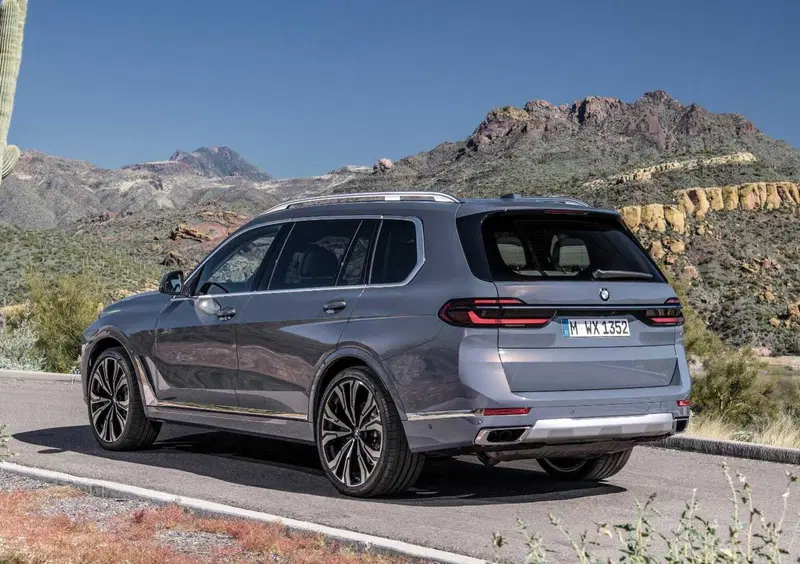 BMW X7 (6)