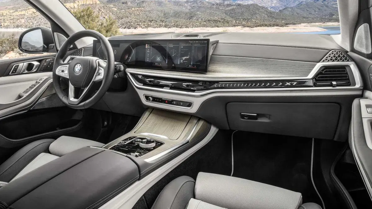 BMW X7 (9)