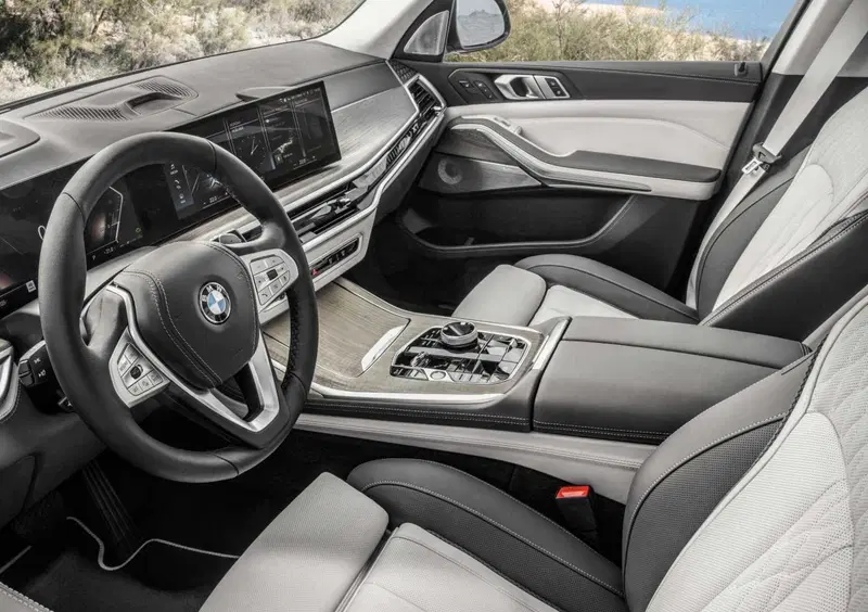 BMW X7 (10)