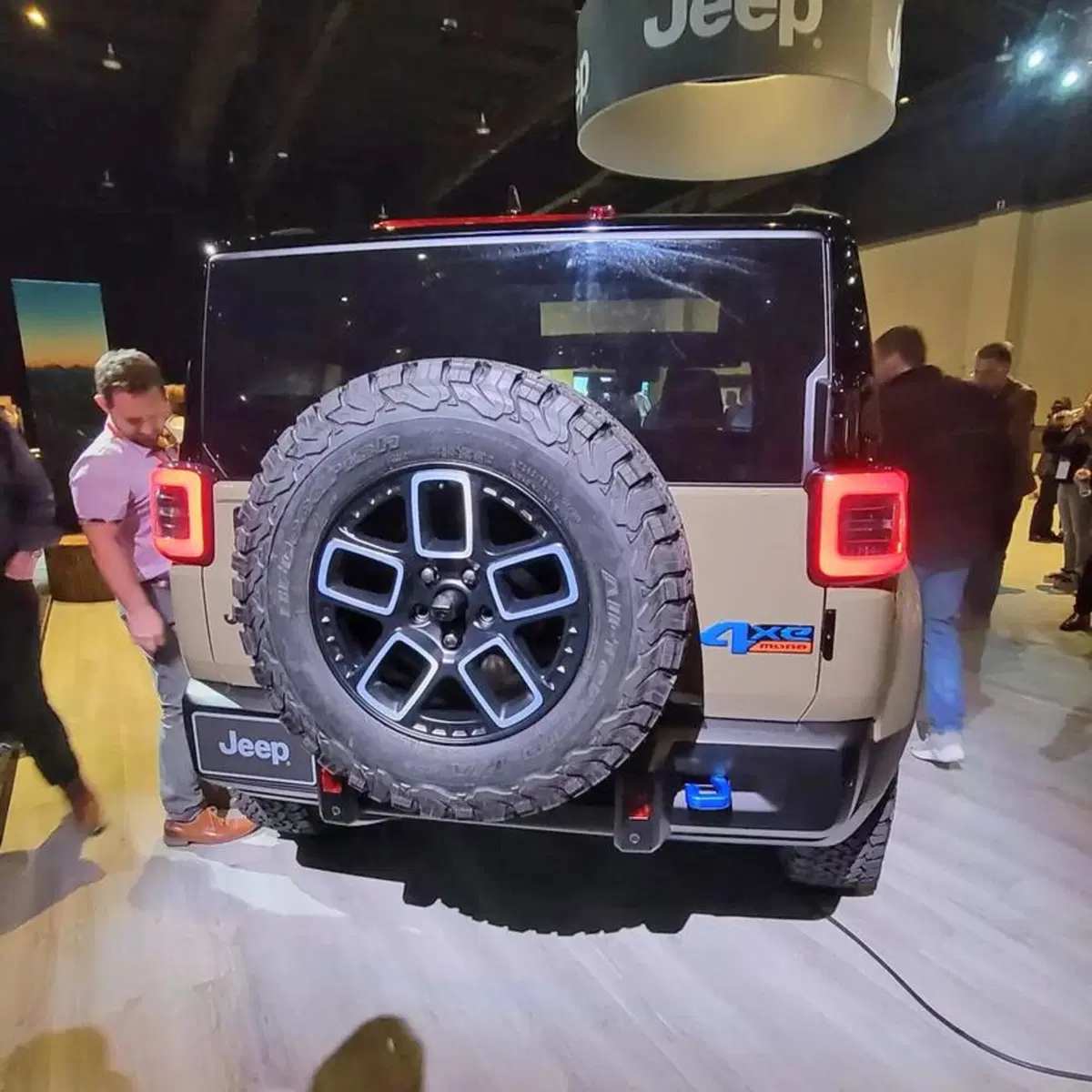 Jeep Recon e Wagoneer, pubblicate su Instagram le nuove elettriche (9)