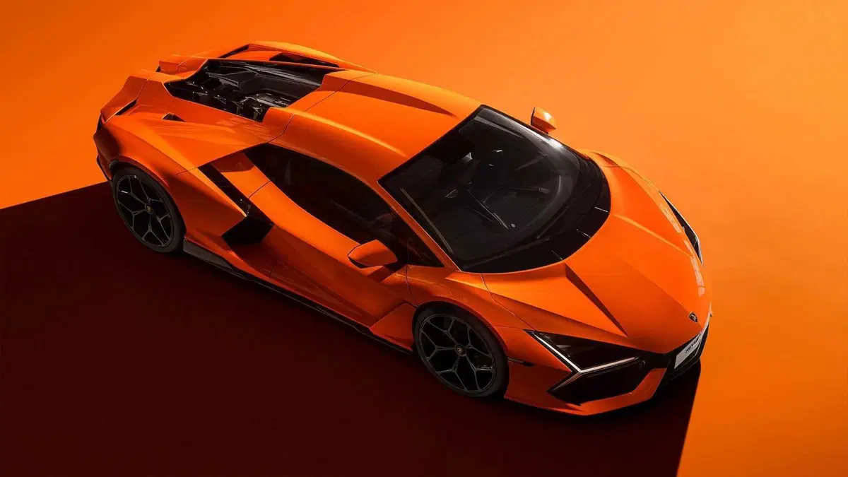 Lamborghini Revuelto è la nuova Aventador, 12 cilindri aspirato e ibrido, più di 1.000 CV (8)