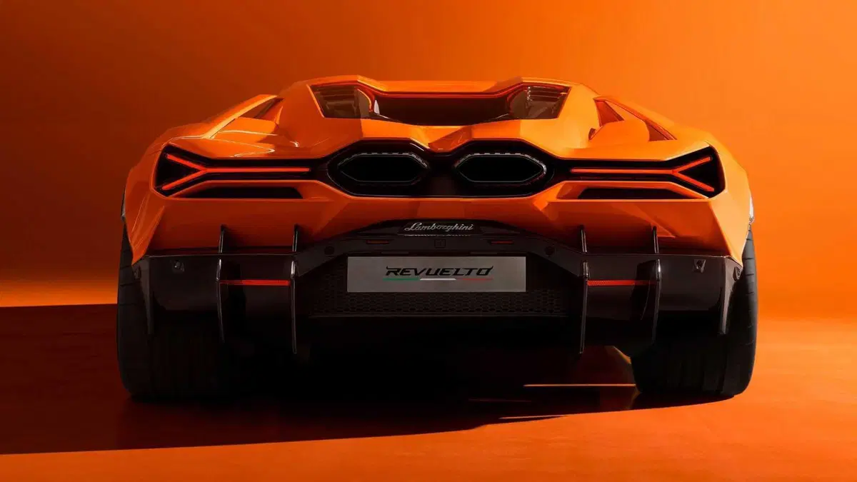 Lamborghini Revuelto è la nuova Aventador, 12 cilindri aspirato e ibrido, più di 1.000 CV (10)