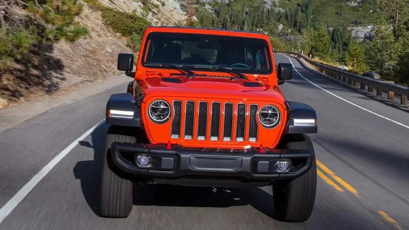 Jeep Wrangler 2020-2023: richiamo per rischio incendio (danni al serbatoio)