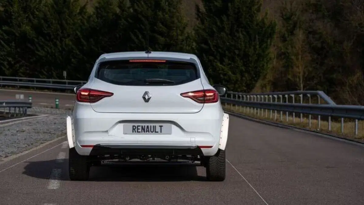Renault R5, l’elettrica ha iniziato i primi test su strada  (2)