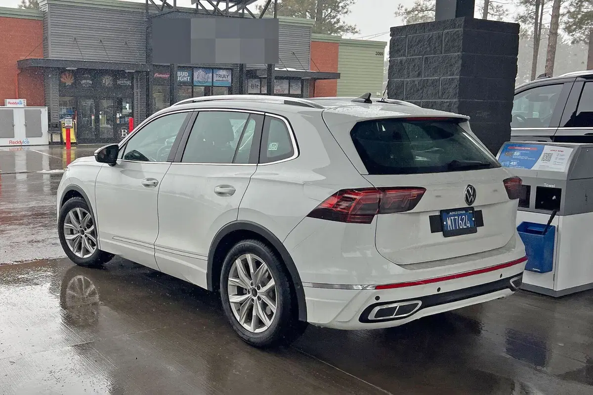 Volkswagen Tiguan, la terza generazione è in arrivo entro il 2023 [Video Spia] (4)
