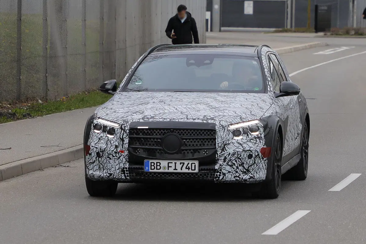 Mercedes Classe E All-Terrain: ecco la nuova generazione [Foto Spia] (4)