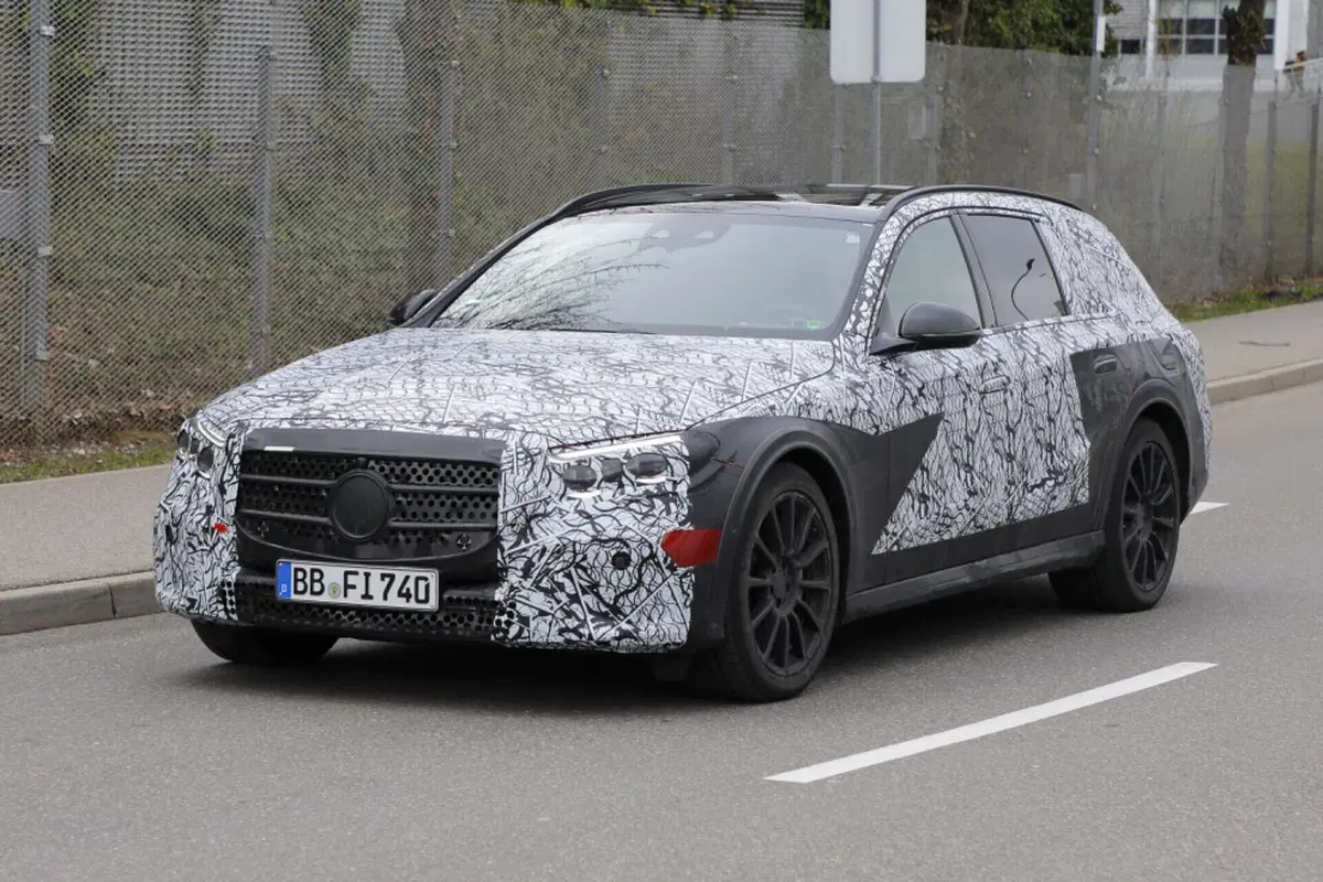 Mercedes Classe E All-Terrain: ecco la nuova generazione [Foto Spia] (9)