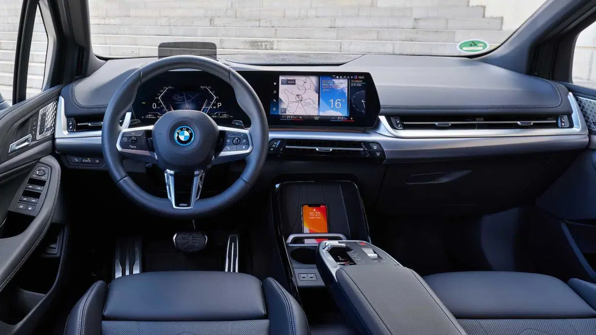 BMW Serie 2 Active Tourer (8)