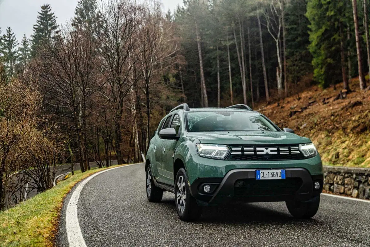 La Dacia Duster Eco-G in prova con il turbo a GPL da 100 CV: è la MEGAPANDA (2)
