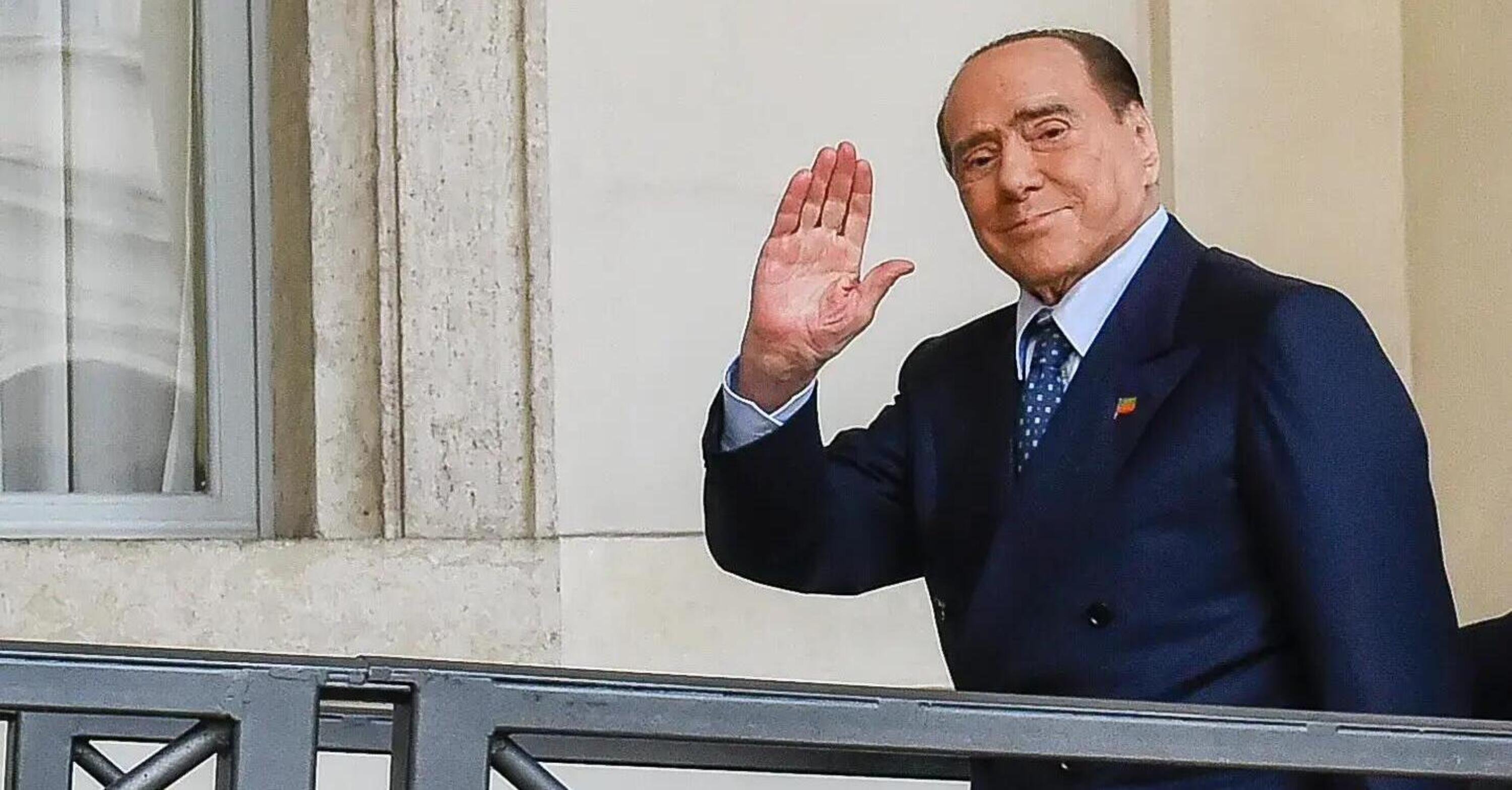 Silvio Berlusconi &egrave; morto: un ricordo del Cavaliere e le sue auto