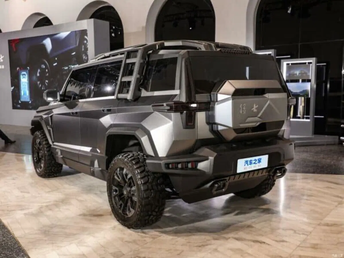 Un altro suv estremo a batterie dalla Cina: Dongfeng Mengshi M-Hero  (2)