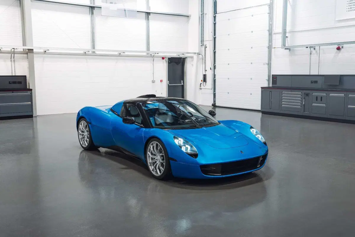 Gordon Murray T.33 Spider - 3.9L V12 Cosworth (2023)