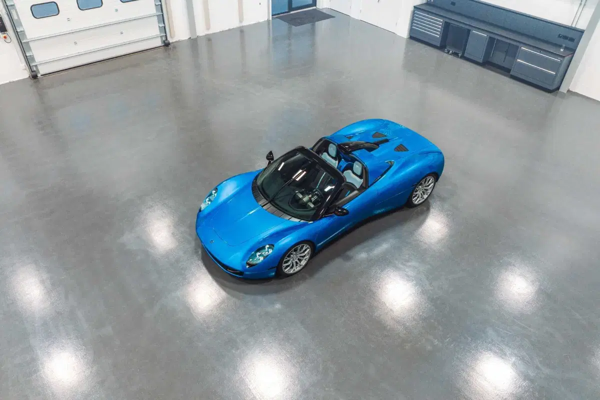 Gordon Murray T.33 Spider - 3.9L V12 Cosworth (2023) (16)