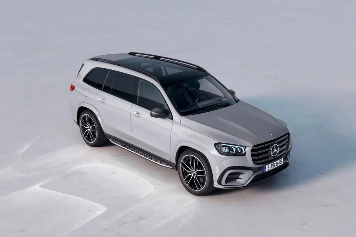 Mercedes GLS 2023: nuovo Facelift e più potenza ai motori (9)