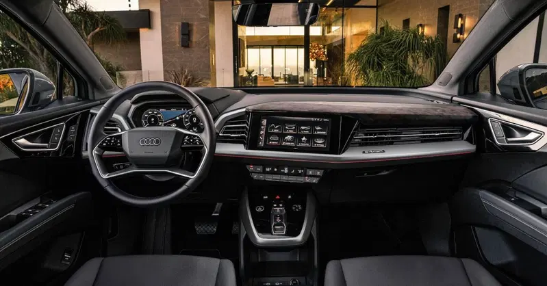 Audi Q4: se vuoi questa funzione, compratela! Il messaggio &egrave; un po' scocciante