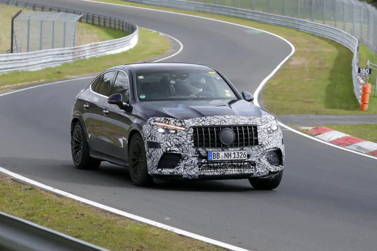 Mercedes AMG GLC 63, la nuova Coupé è in arrivo [Foto Spia] (3)