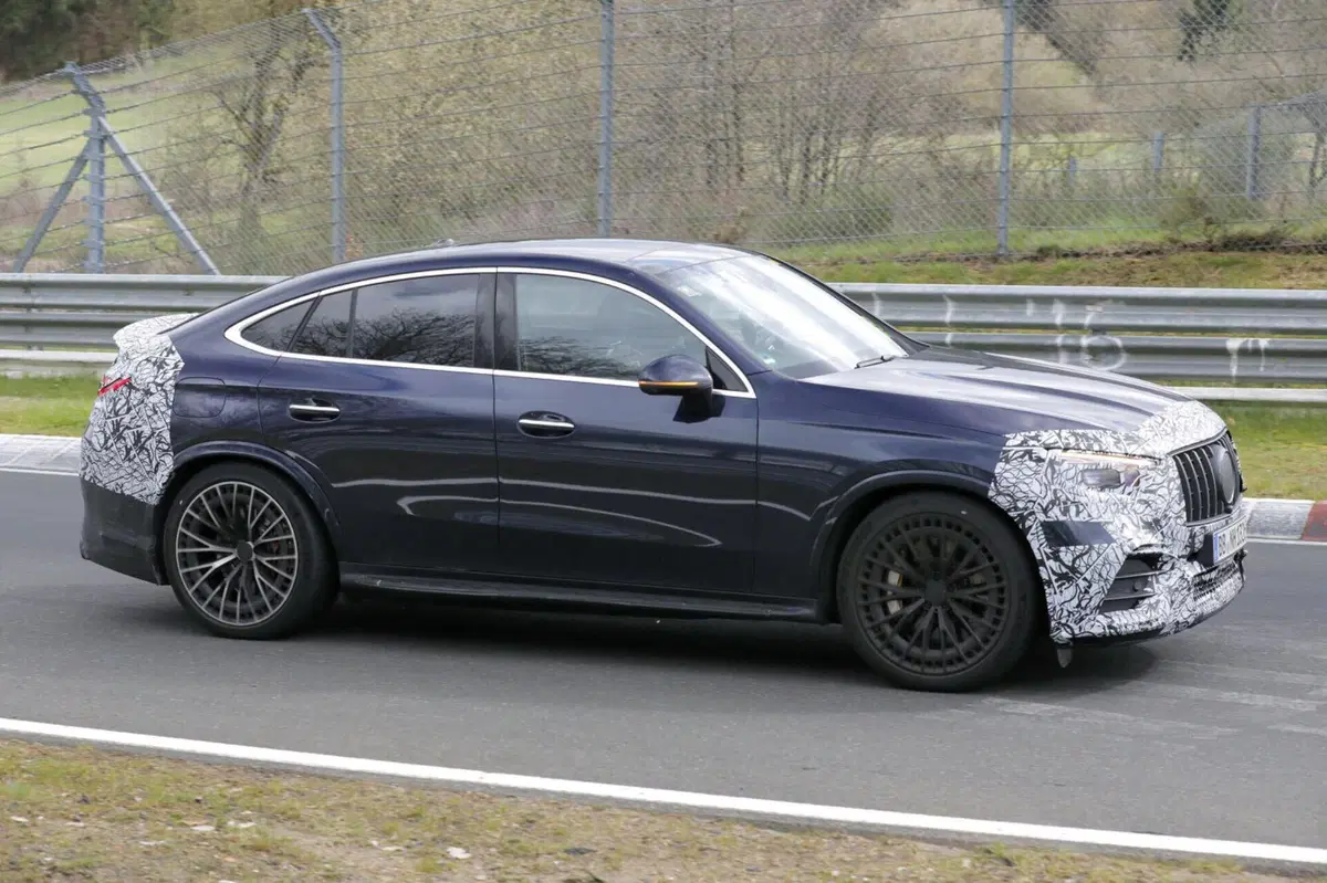 Mercedes AMG GLC 63, la nuova Coupé è in arrivo [Foto Spia] (9)