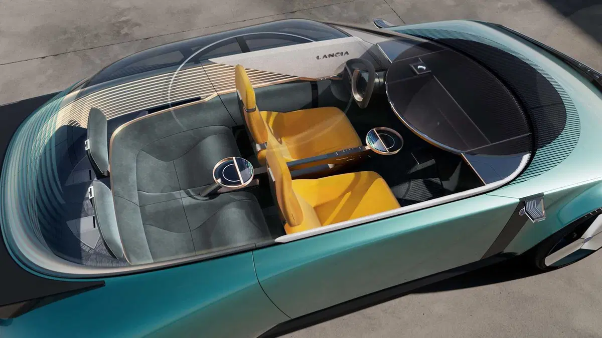 Lancia PU+RA HPE: la concept tri-generazionale