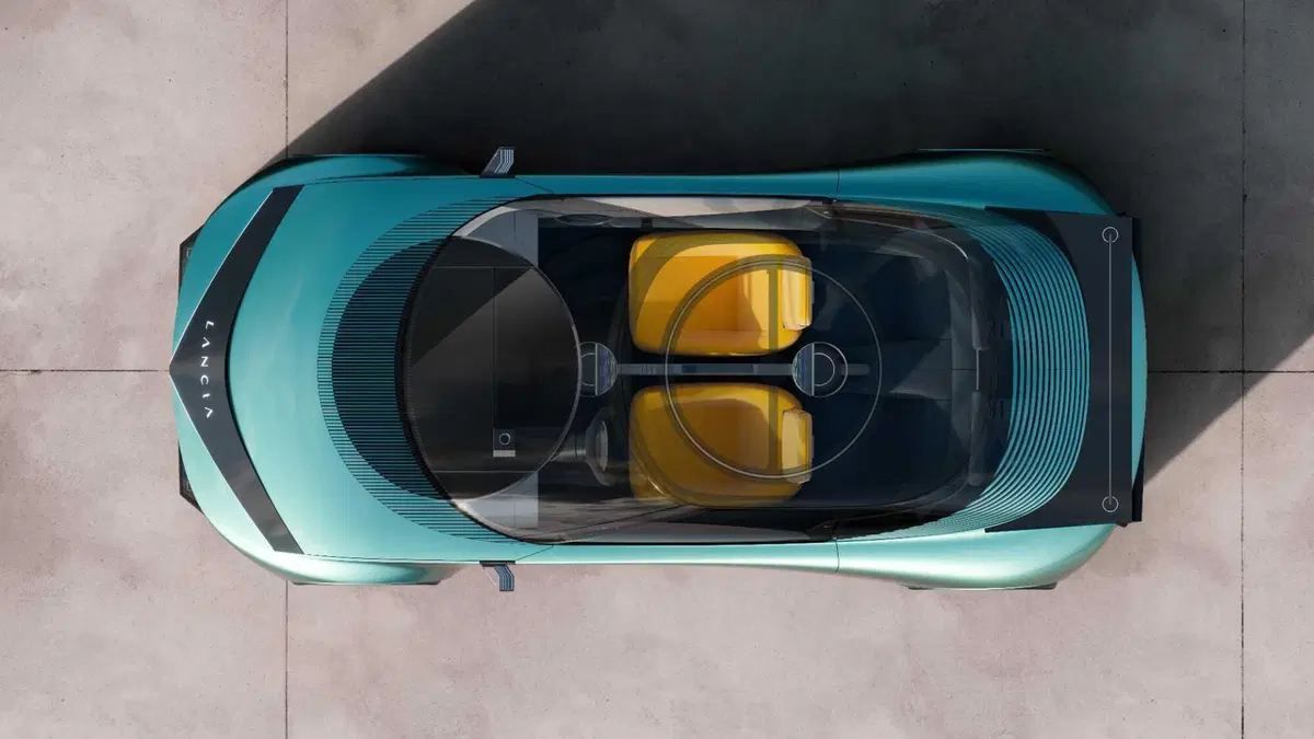 Lancia PU+RA HPE: la concept tri-generazionale (6)