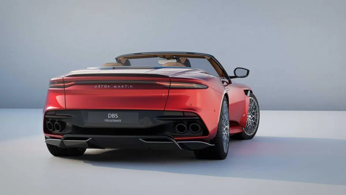 Aston Martin DBS 770 Ultimate Volante, bastano 770 Cv e 900 Nm? (2)