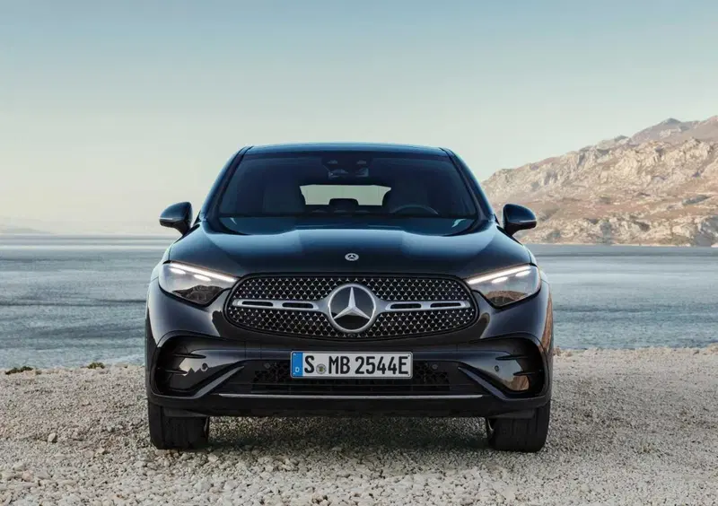 Mercedes-Benz GLC Coupé (2023-->>) (6)